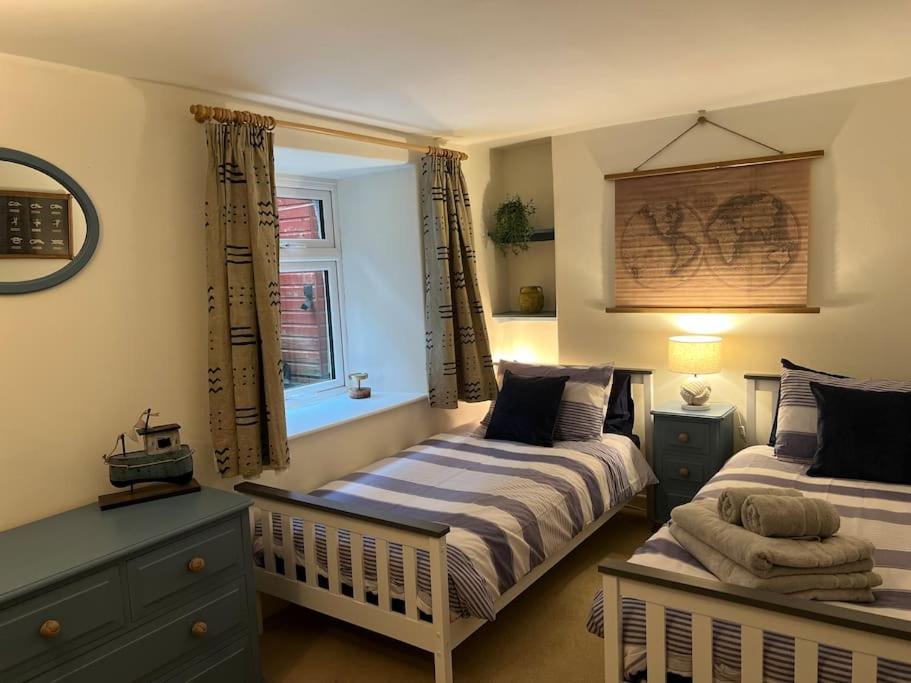 Harbourside 2 Bed Apartment, Barmouth Bridge Views Екстериор снимка