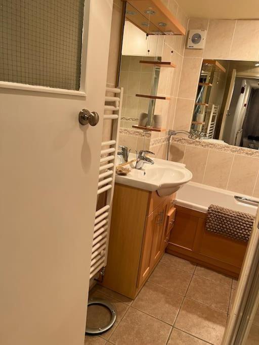 Harbourside 2 Bed Apartment, Barmouth Bridge Views Екстериор снимка